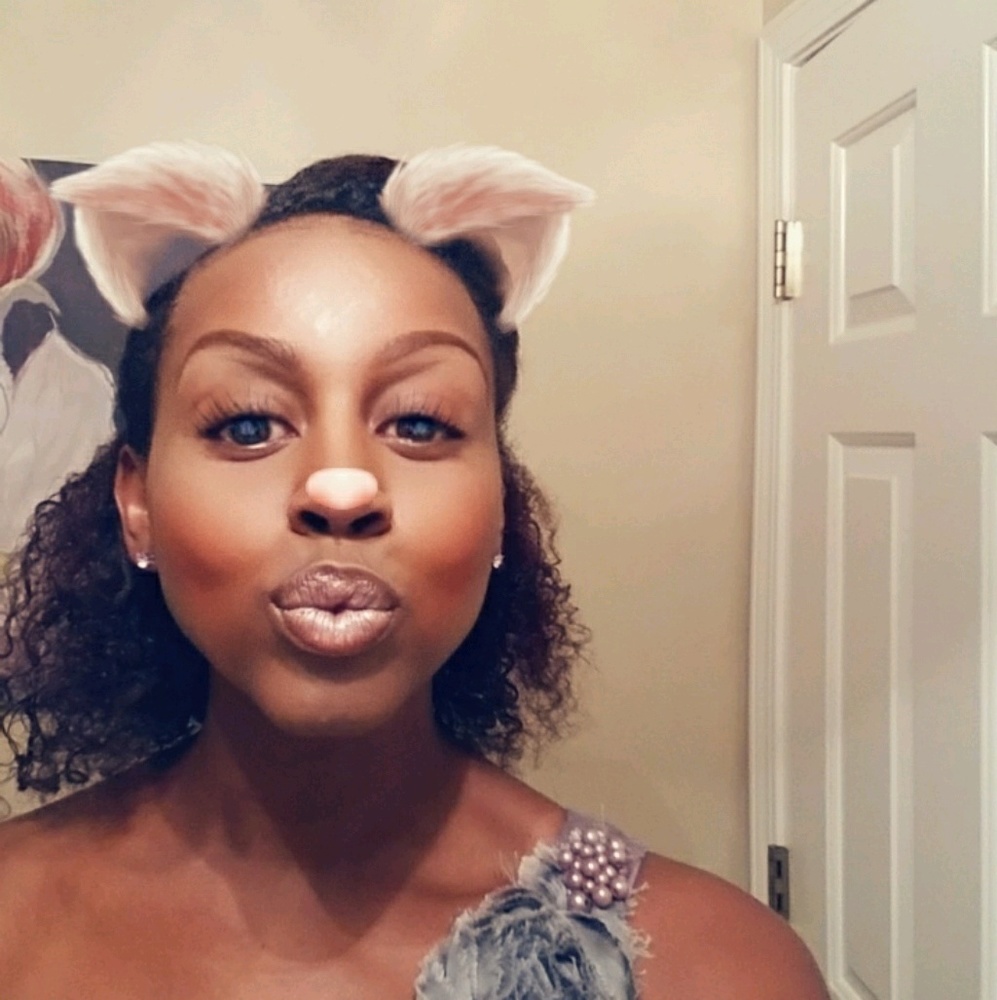 Meet your Posher, Candice